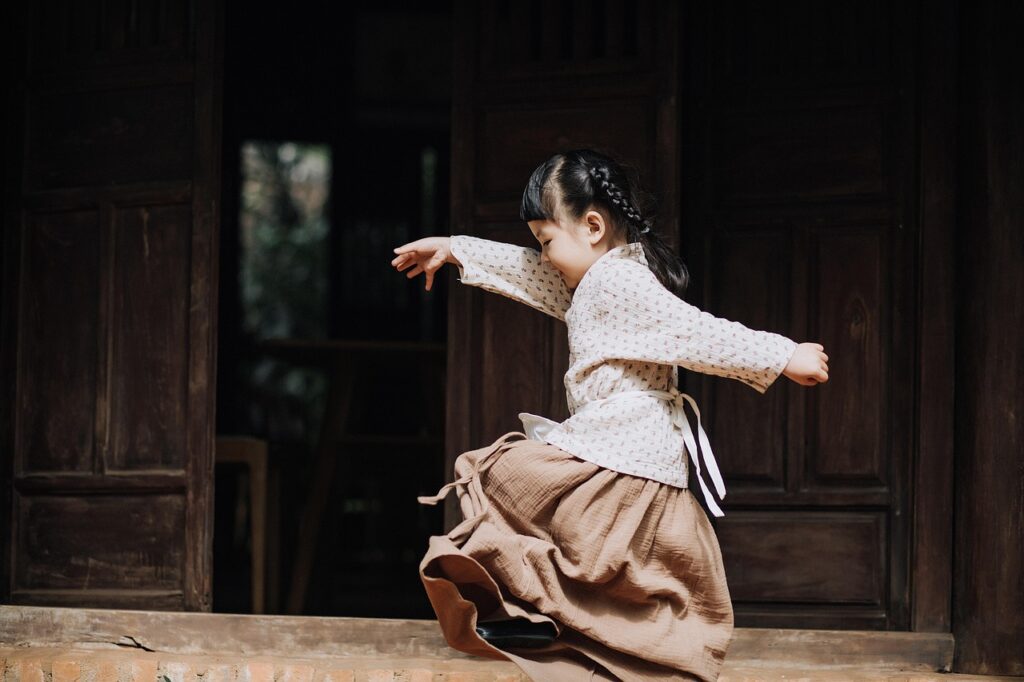 名古屋の保育士面接で小さい子どもへの対応を調整する方法は？